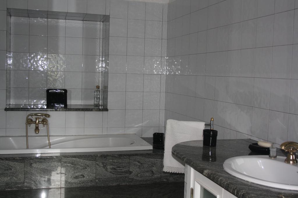 Cascina Ciosse B&B Grognardo Pokoj fotografie